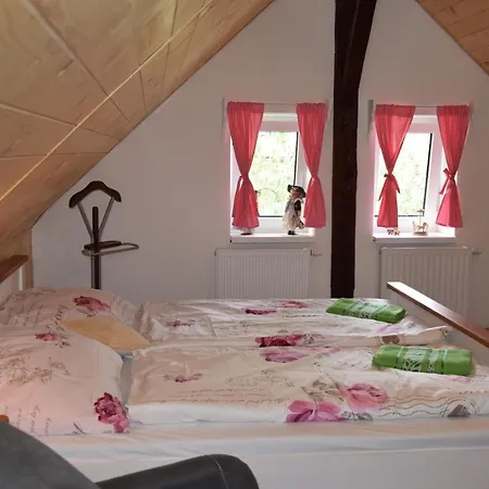 Landhaus U Troubilu