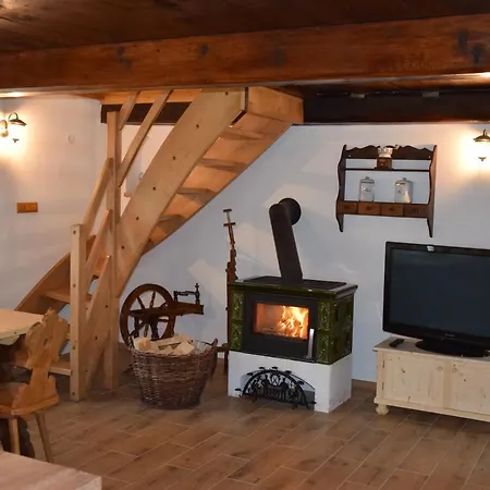 Landhaus U Troubilu *